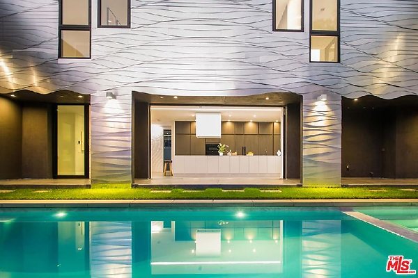 10505 pool3
