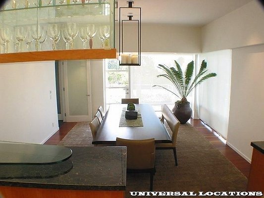 UNIVERSAL-2906-MA-62