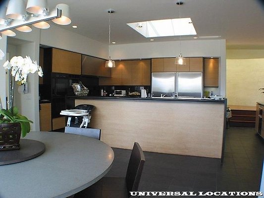 UNIVERSAL-2906-MA-75