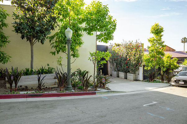 UNIVERSAL-D516-LA $$$-15