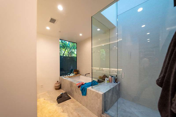 11940 bath 3