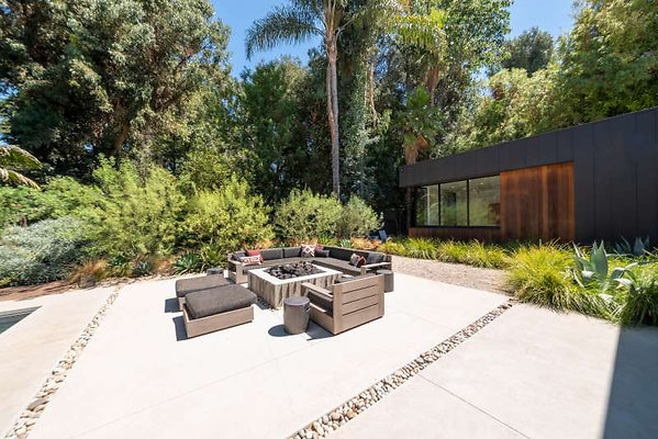 11940 patio 2