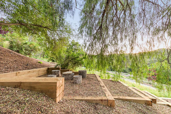 12768 garden 1