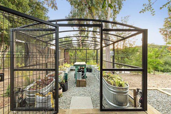 12768 greenhouse 6