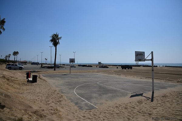 01 Basketball