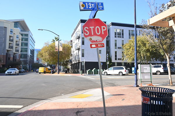 DSK 9749