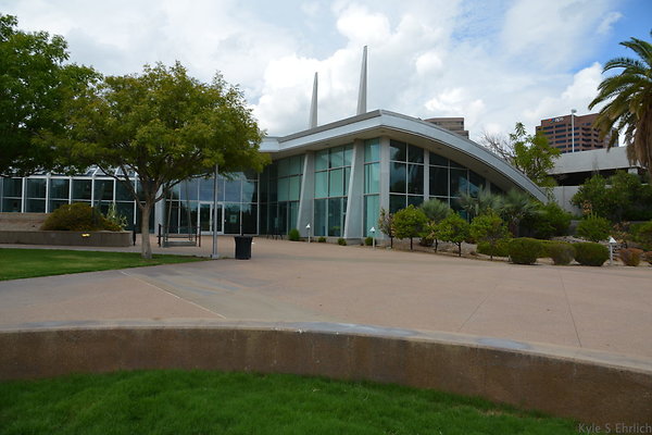DSC 1947