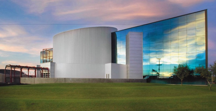 challenger-space-center-from-outside