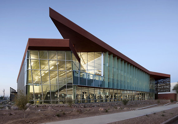 06.Campus.University-of-Arizona-Student-Rec-Ctr-1800x1261