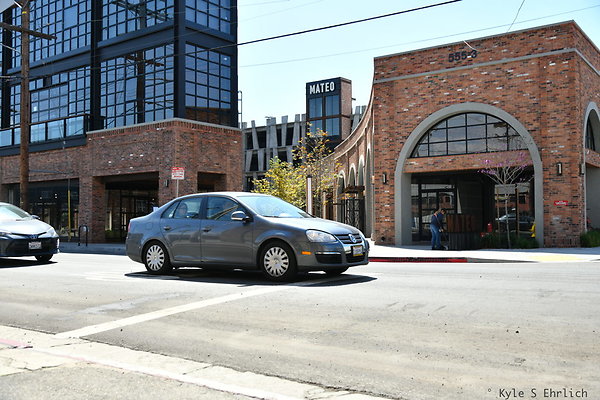 001 Mateo Bld  Mateo and Palmetto A