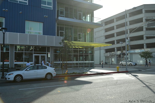 005 12th and Broadway  Axis Apts