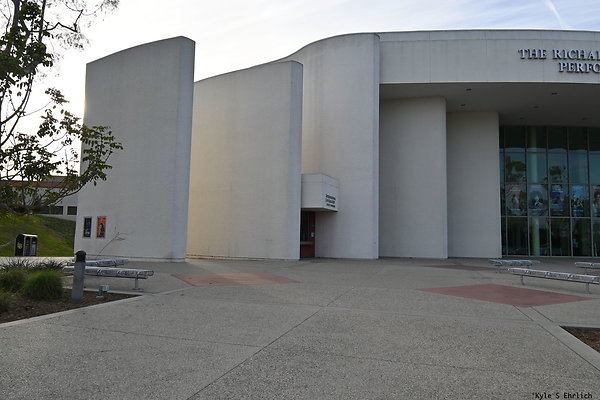 32 CSULB Carpenter Center