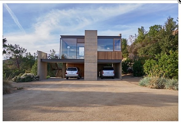073 On Location 4730 Topanga