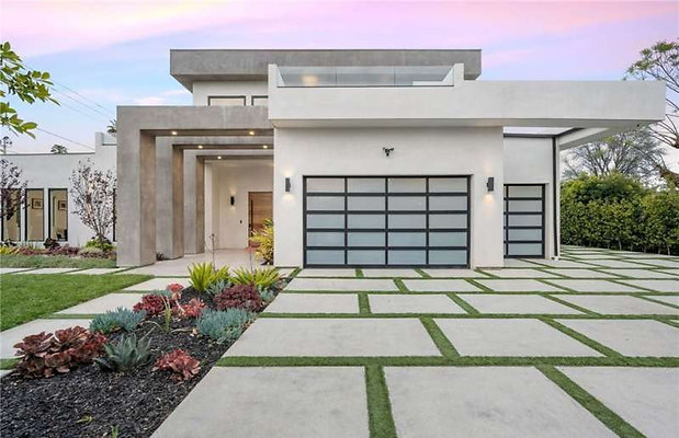 1025 CAST Encino 12494