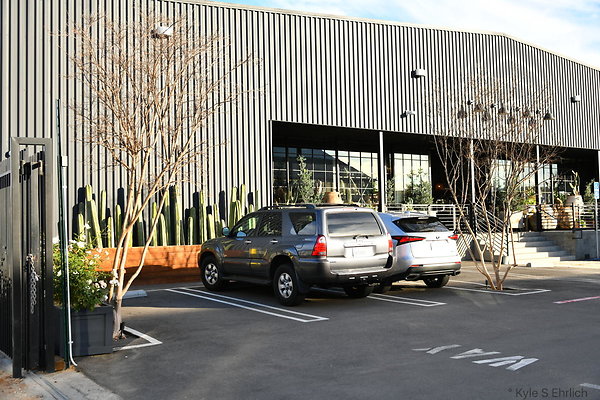 01 Retail Store