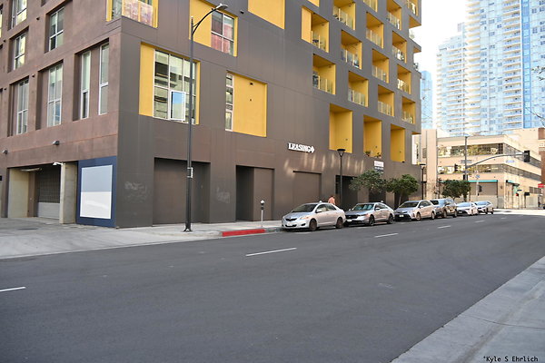 08 12th St B