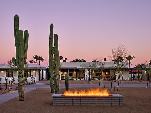 thumbs edg-delawie-andaz-scottsdale-arizona-fire-pit-MAIN-0617.jpg.500x0 q85 crop-smart