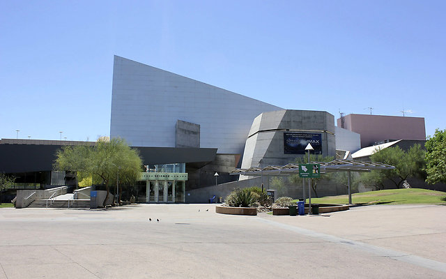 002 Arizona Science Center