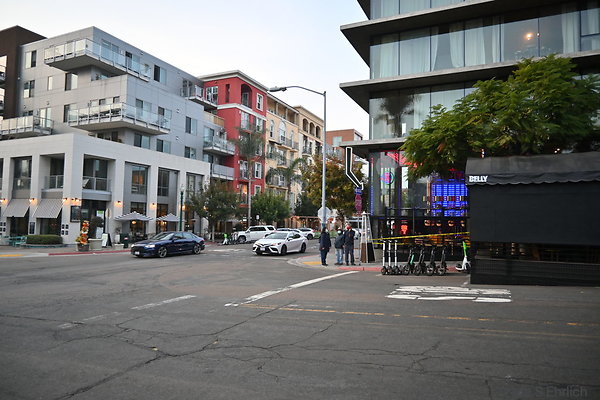 4003 Kettner and Fir - Underbelly