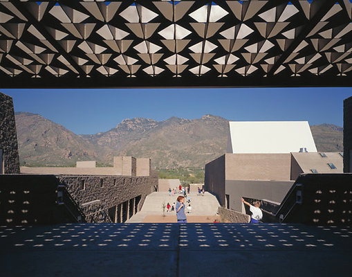 009 Ventana Vista Elementary, Tucson, Arizona 1995