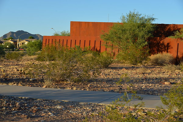DSC 1075