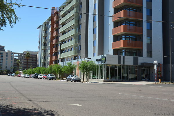 2118 Roosevelt Point Apts A